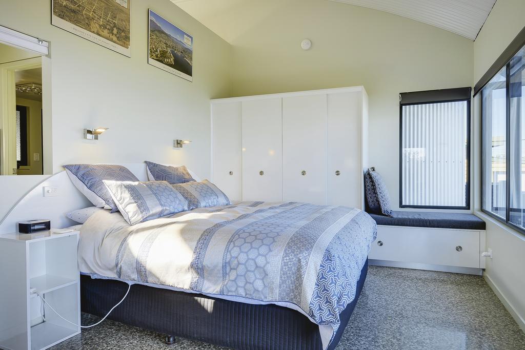 Park Beach Retreat Dodges Ferry Exterior photo